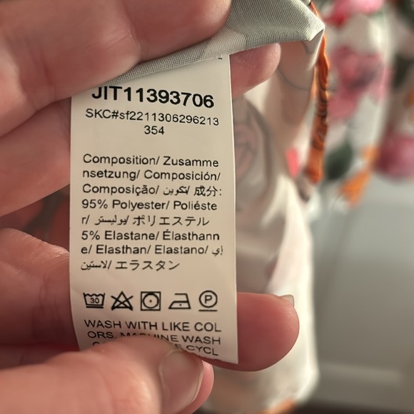 Floral Dress - Picture 6 of 6